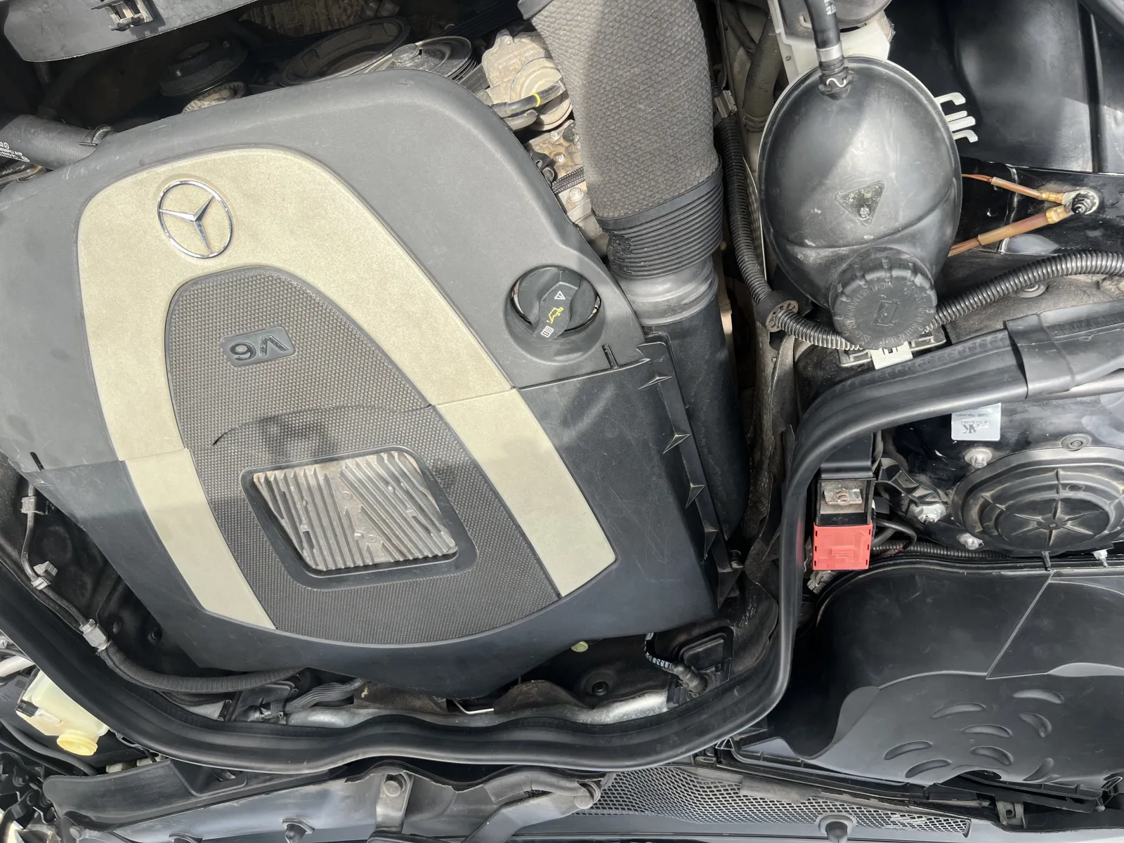 2010 Mercedes-Benz E 350 photo 6